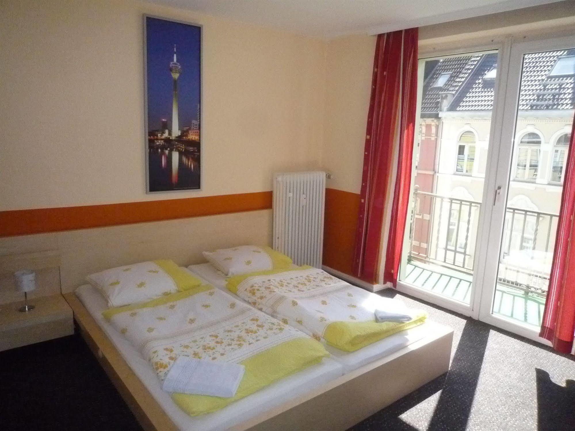 Hotel Gaestehaus Grupello Düsseldorf Zewnętrze zdjęcie